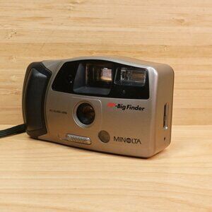 Minolta AF Big Finder 35mm Point and Shoot Film Camera with case